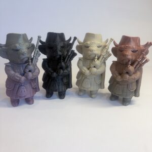 4x Highland cow with bagpipes, can be hand painted